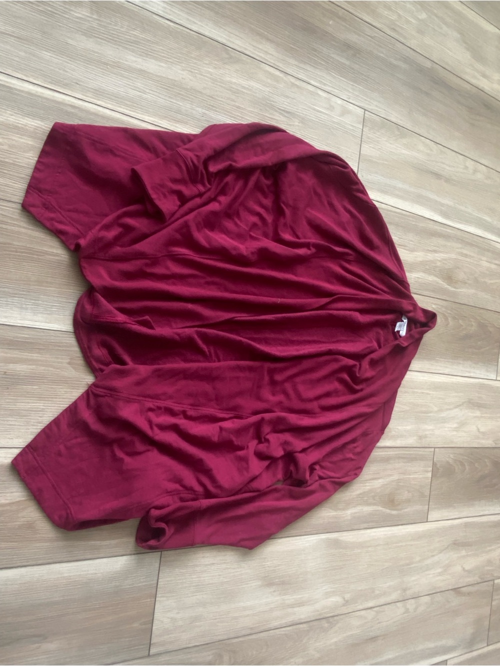 Athleta Men's Long Sleeve Shirt in Burgundy